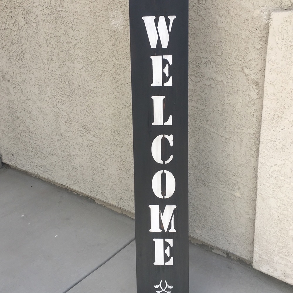 Welcome sign